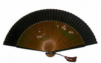 Sensu (a folding fan) tr10